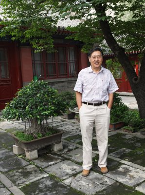 聂崇正